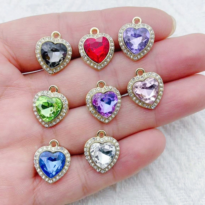 Jewelry Making - 10 Stück herzförmige, mit bunten Edelsteinen